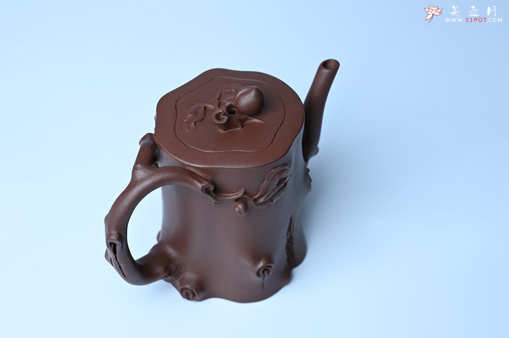 紫砂壶图片：潜力股赵老师 全手工秀雅桃桩 肌理自然生动 - 美壶网