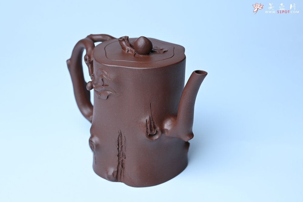 紫砂壶图片：潜力股赵老师 全手工秀雅桃桩 肌理自然生动 - 美壶网