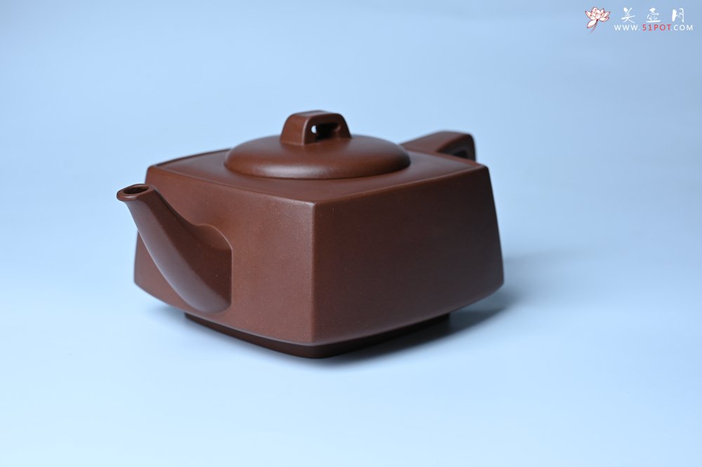 紫砂壶图片：实力派张海艳全手工精工砂四方壶 做工一流 - 美壶网