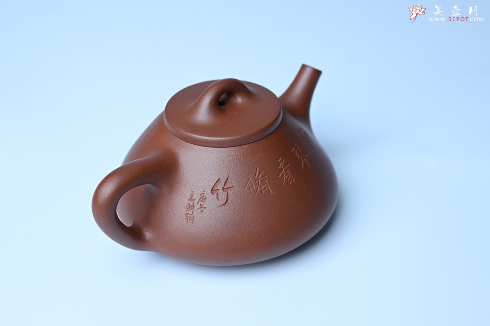 紫砂壶图片：特好底曹青 全手工小子冶石瓢 抚琴看修竹 装饰特文气 期待与亲结缘 - 美壶网