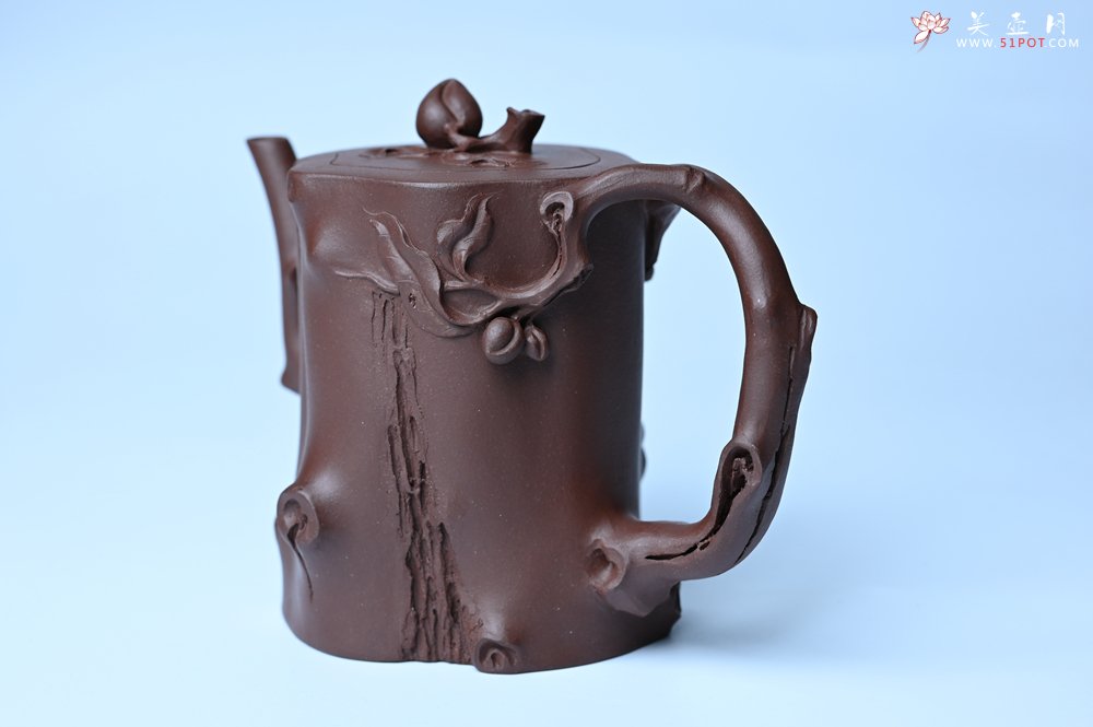 紫砂壶图片：潜力股赵老师 全手工秀雅桃桩 肌理自然生动 - 美壶网