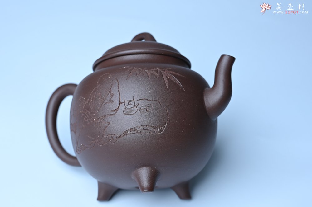 紫砂壶图片：美壶特惠 优质紫泥精致三足鼎壶 品茶论道 - 美壶网