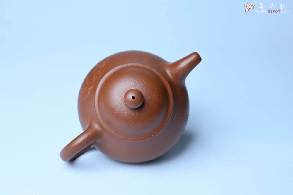 紫砂壶图片：美壶特惠 王老师 全手工红降坡泥潘壶 国助工 易轩 范小君徒杨志超老师刻绘 装饰小富贵特文气 - 美壶网