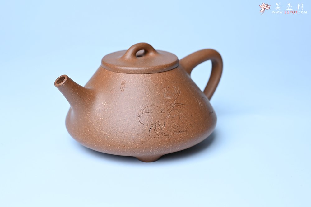 紫砂壶图片：油润五彩段泥 全手工薄胎子冶石瓢 难度大 骨肉匀挺 文气装饰罗汉图 - 美壶网