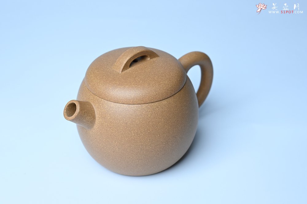紫砂壶图片：美壶特惠 特好老黄段泥精致大炮巨轮壶 茶人醉爱 - 美壶网
