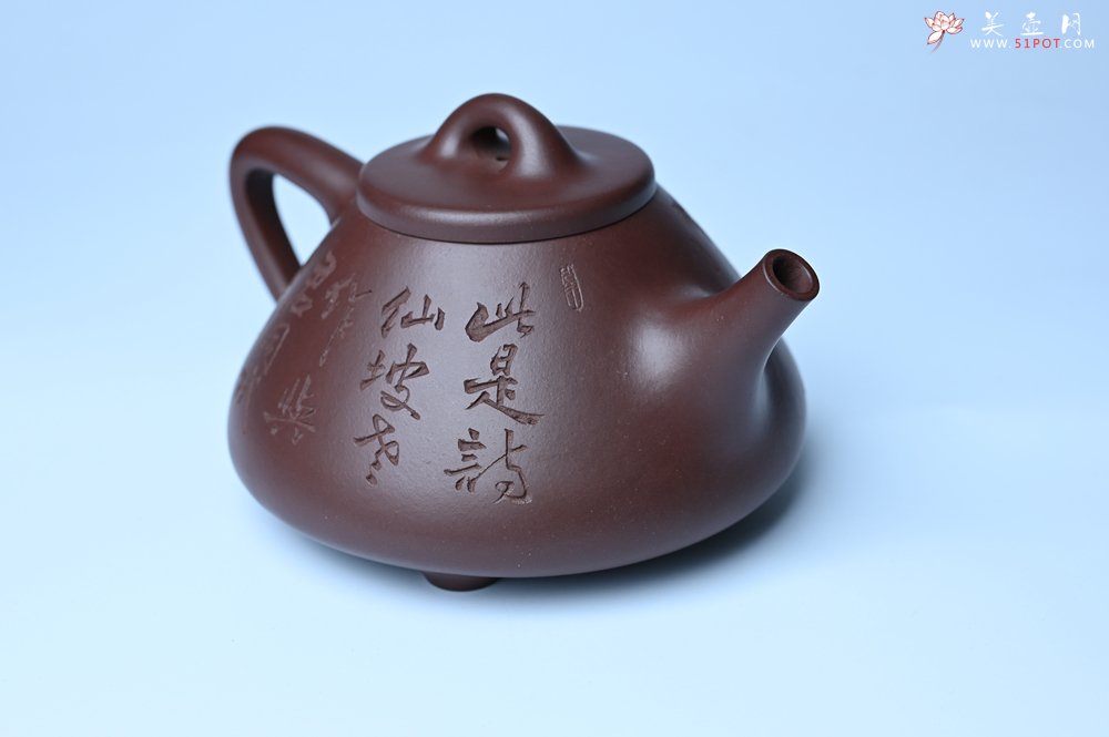 紫砂壶图片：潜力股周小培 特好全手工底槽清子冶石瓢 此是诗仙坡老作 与君同试雨前茶 - 美壶网