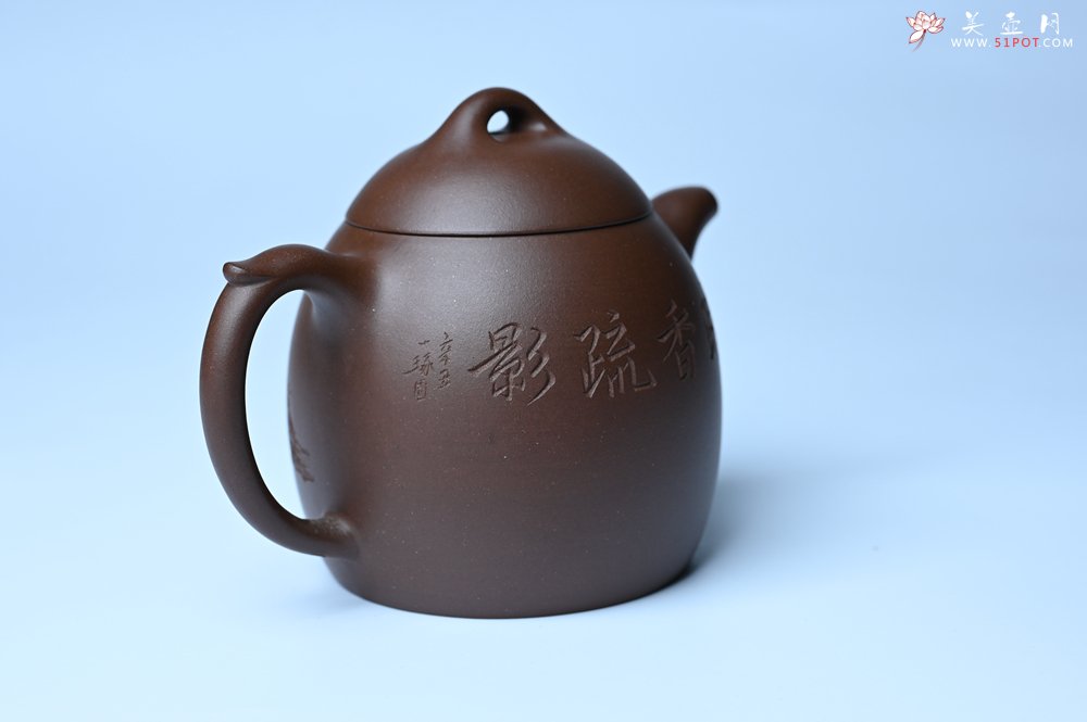 紫砂壶图片：美壶福利特惠 精致特好老紫泥秦权壶 刻梅花 特文气 - 美壶网