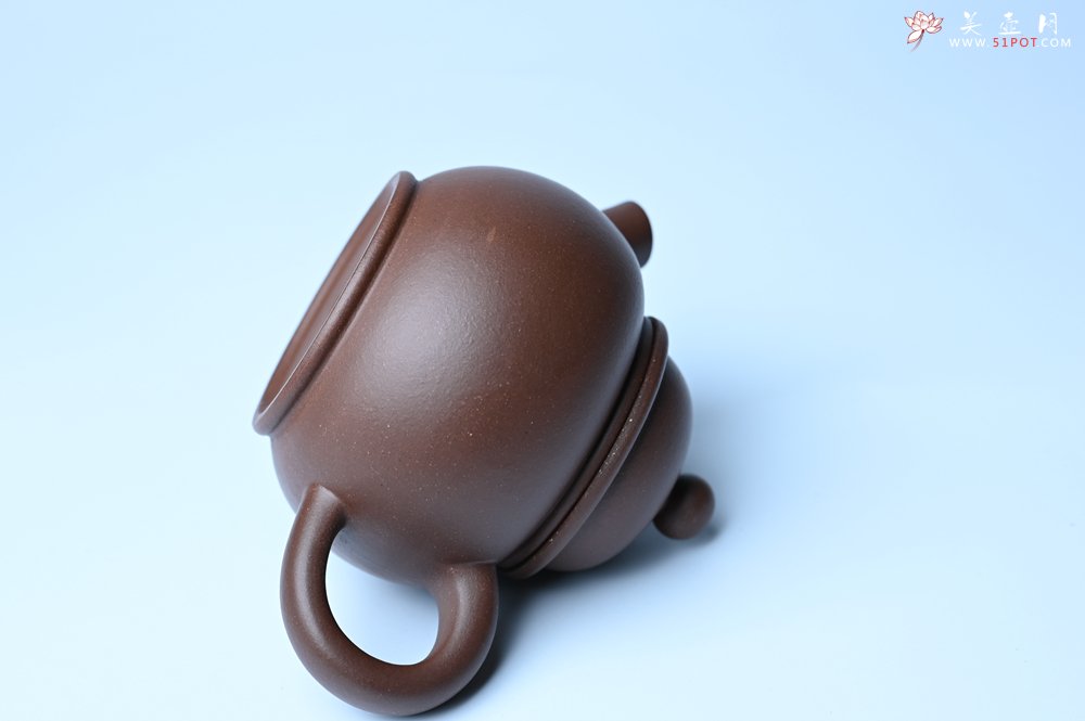 紫砂壶图片：美壶特惠 精致黑星红拼紫泥（家藏限量）大炮巨轮壶 球孔出水爽利 茶人醉爱 - 美壶网