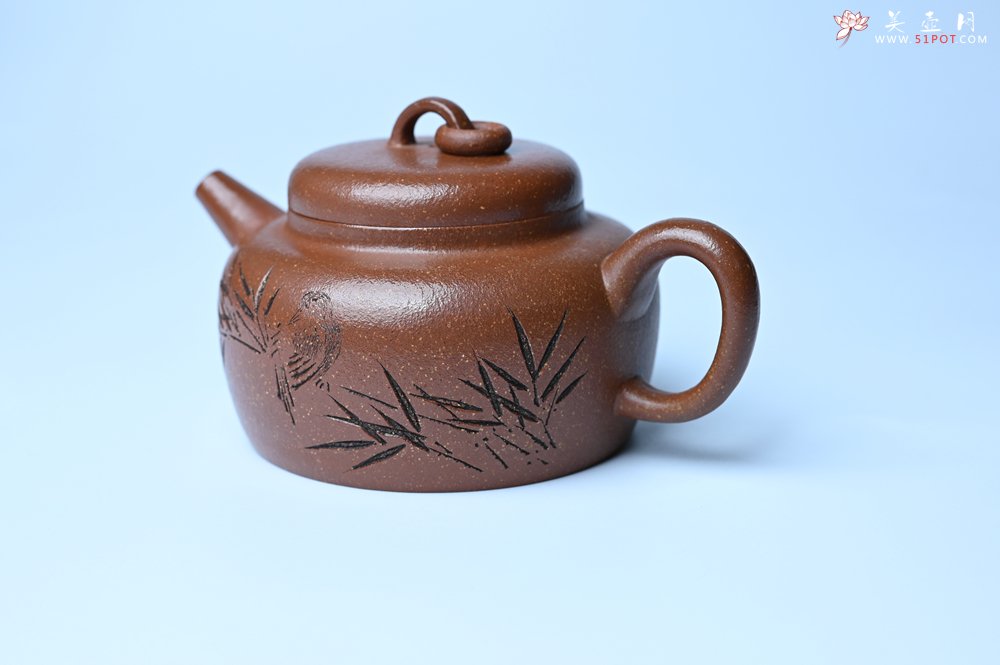 紫砂壶图片：美壶特惠 养过油润降坡泥圈钮德中壶 茶人醉爱 - 美壶网