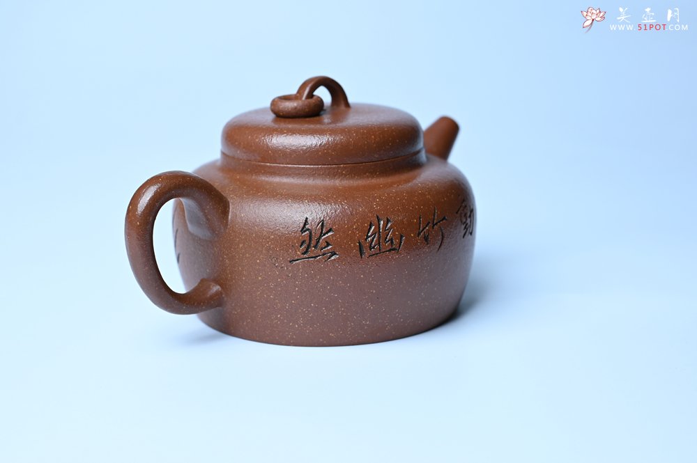 紫砂壶图片：美壶特惠 养过油润降坡泥圈钮德中壶 茶人醉爱 - 美壶网