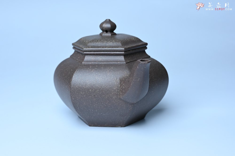 紫砂壶图片：实力派张海艳全手工特好老青灰段泥六方笑樱壶 做工灰常精致 气韵流畅 - 美壶网