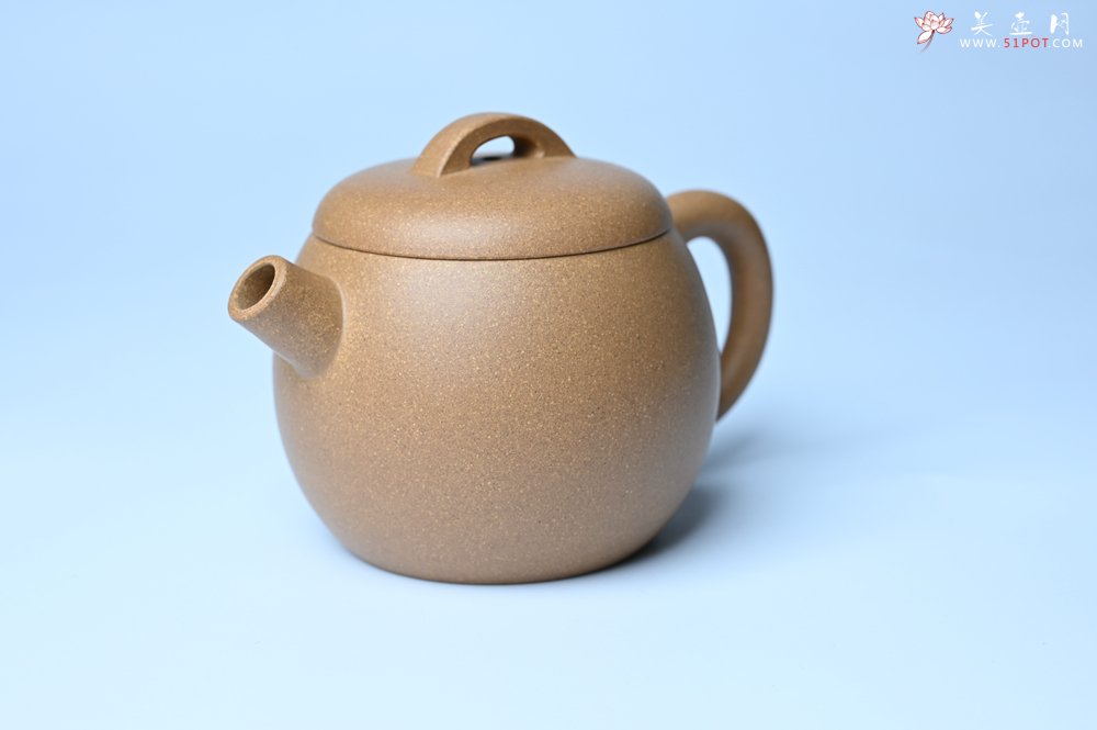 紫砂壶图片：美壶特惠 特好老黄段泥精致大炮巨轮壶 茶人醉爱 - 美壶网