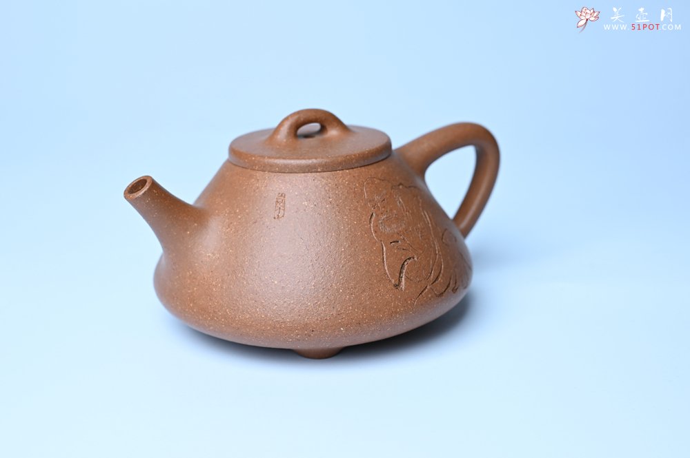 紫砂壶图片：油润五彩段泥 全手工薄胎子冶石瓢 难度大 骨肉匀挺 文气装饰罗汉图 无为 - 美壶网