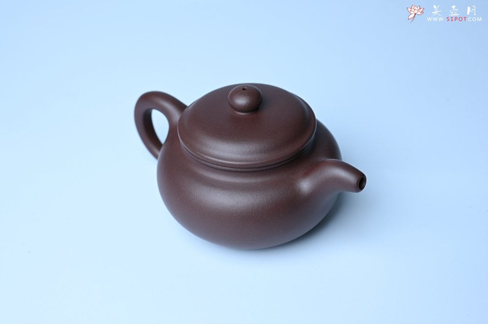 紫砂壶图片：潜力股周小培 特好老底槽青全手工仿古壶 茶人醉爱 - 美壶网