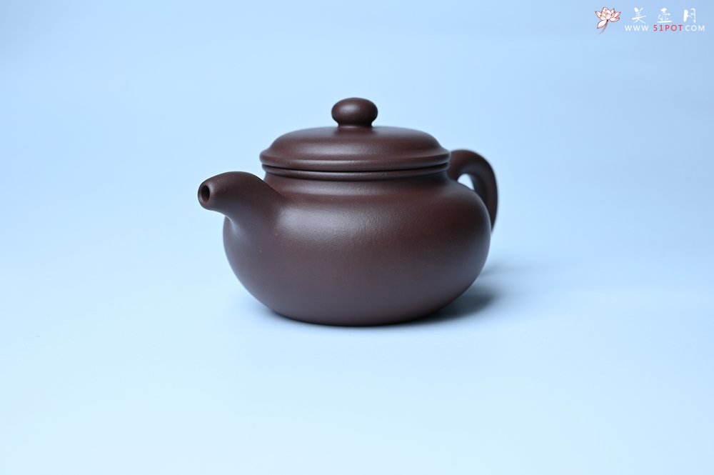 紫砂壶图片：潜力股周小培 特好老底槽青全手工仿古壶 茶人醉爱 - 美壶网