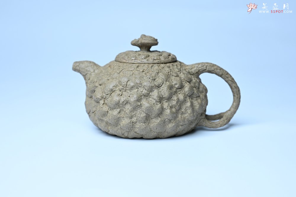 紫砂壶图片：美壶特惠 全手工老青段供春壶 肌理有老树瘿的感觉 灰常赞 - 美壶网