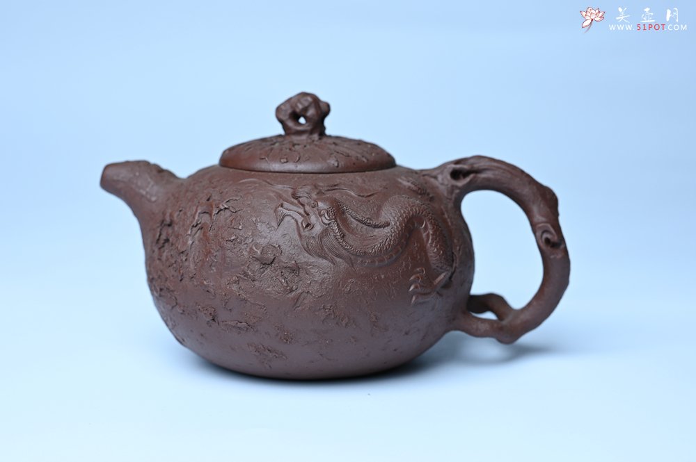 紫砂壶图片：潜力股赵老师实力演绎全手工龙供春壶 肌理细腻逼真 - 美壶网