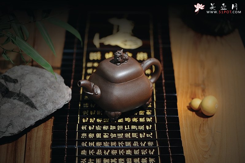 紫砂壶图片：古兽窥今 - 美壶网