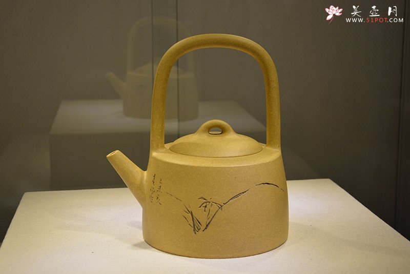 紫砂壶图片：曼生提梁 天津美术学院霍春阳教授书画 - 美壶网