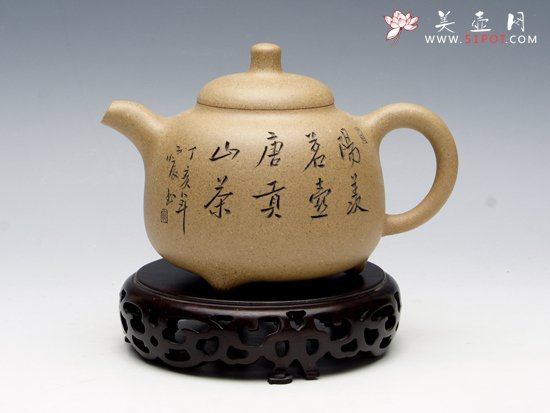 紫砂壶图片：三脚乳丁 - 美壶网