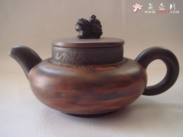 紫砂壶图片：绞泥狮登 - 美壶网