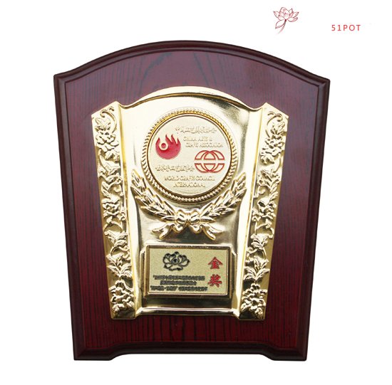 紫砂壶图片：菱花壶奖牌 - 美壶网