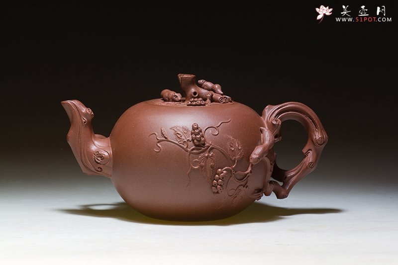 紫砂壶图片：松鼠葡萄 - 美壶网