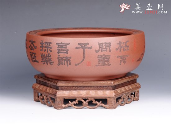 紫砂壶图片：陶刻水洗 - 美壶网