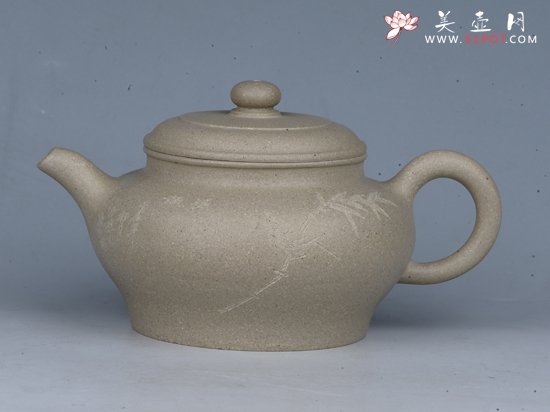 紫砂壶图片：虚扁 容量：200cc  泥料：本山绿泥 - 美壶网