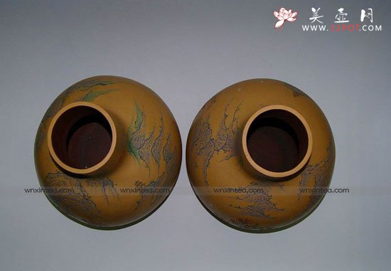 紫砂壶图片：高级工艺大师邵新和亲自制做雕刻的=[佛肚瓶](售出) - 美壶网