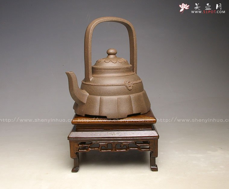 紫砂壶图片：裙花提梁壶 - 美壶网