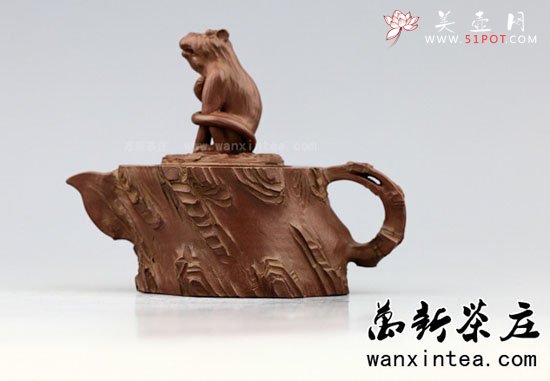 紫砂壶图片：=(早期)高工邵新和制做雕刻=[金猴望月壶] 证书齐全 - 美壶网