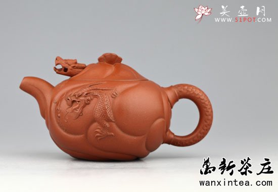 紫砂壶图片：=(家藏品展出）高级工艺师邵新和制做[鱼化龙](证书齐全) - 美壶网