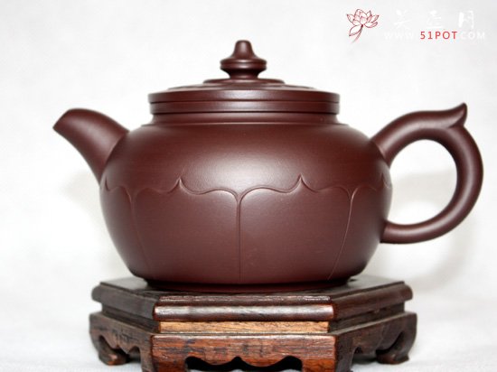 紫砂壶图片：紫茄泥  菱花壶 - 美壶网