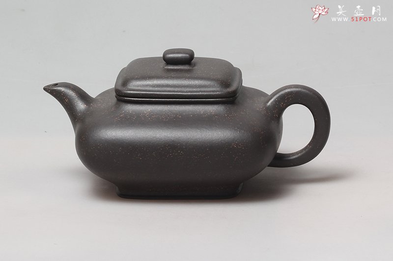 紫砂壶图片：四方虚扁 - 美壶网