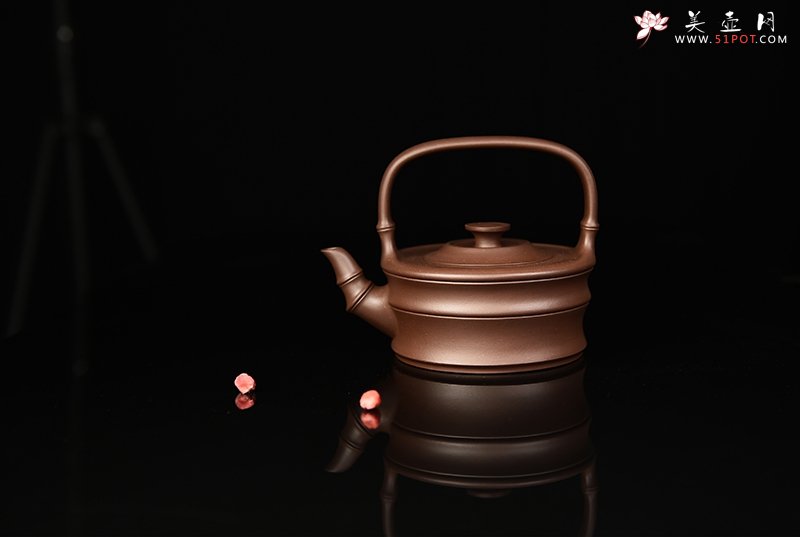 紫砂壶图片：扁竹提梁 - 美壶网