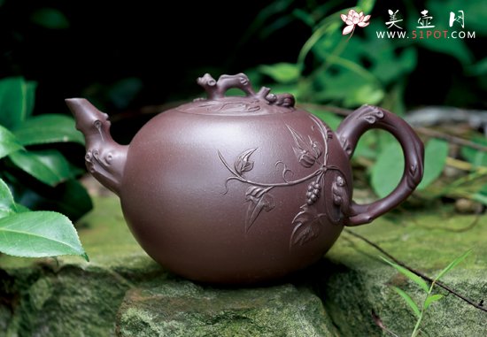 紫砂壶图片：松鼠葡萄 - 美壶网