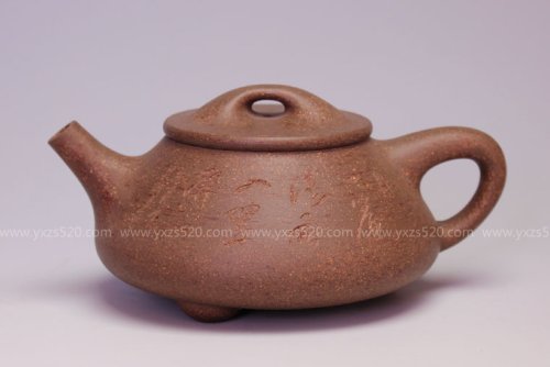 吴建平紫砂壶 《石瓢》泥料：老段泥 容量：300CC 吴越装饰 