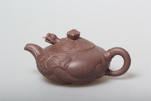 贺洪梅紫砂壶 鱼化龙 