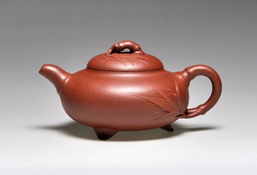 吴建平紫砂壶 《三足竹段》泥料：底槽清  容量：250cc 