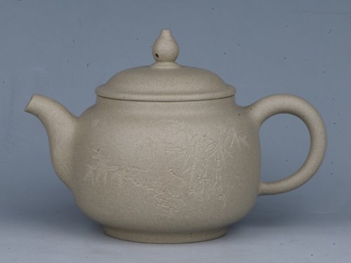 潘雪峰紫砂壶 高灯 容量：200cc  泥料：本山绿泥 