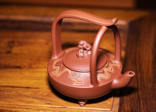 吕俊杰紫砂壶 青岛印象石老人山之盼 