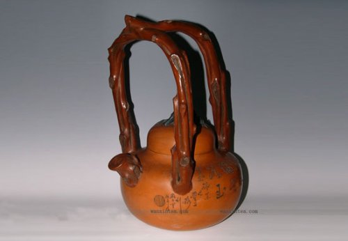 邵新和紫砂壶 特大壶十几年前的老壶 高级工艺师邵新和雕刻==[东坡提梁壶] 