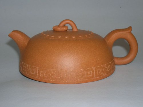 董震红紫砂壶 半月 