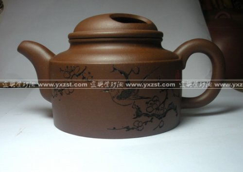 王安凤紫砂壶 牛盖德钟 