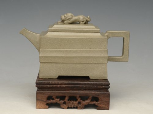 张佩紫砂壶 青狮  容量：400cc 