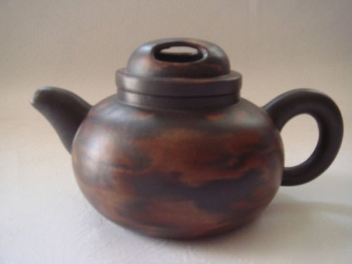 吴坤大紫砂壶 绞泥牛盖 