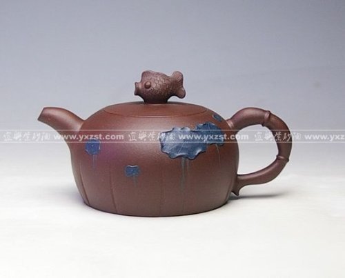 任荣芬紫砂壶 鱼戏荷塘 