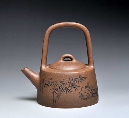 吴建平紫砂壶 《曼生提梁》泥料：段泥 容量：300cc 