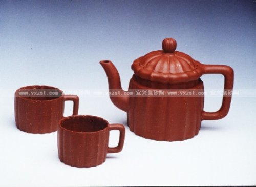 周新保紫砂壶 菱花套壶 